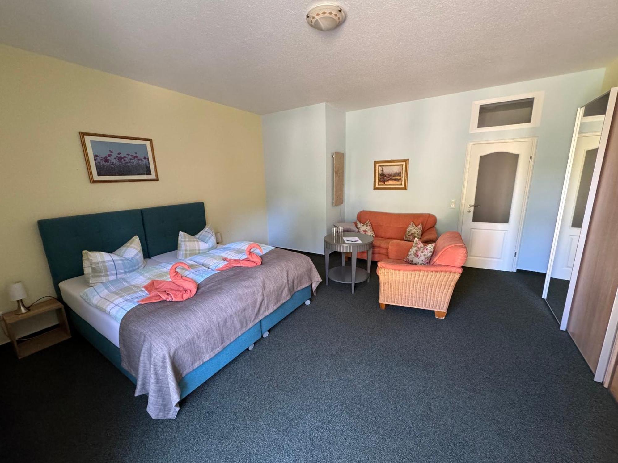 Bed & Breakfast Am Waldguertel 福斯特 外观 照片