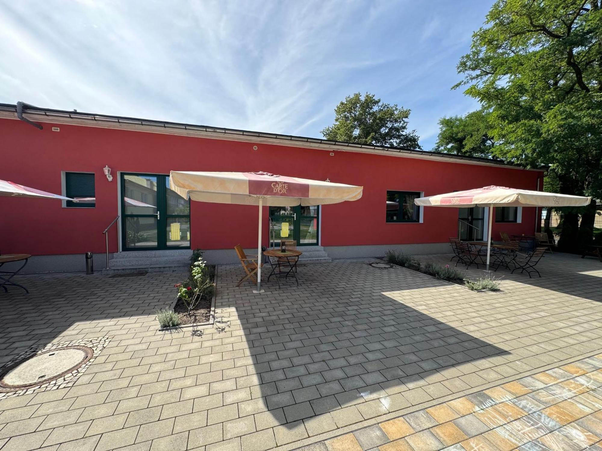 Bed & Breakfast Am Waldguertel 福斯特 外观 照片